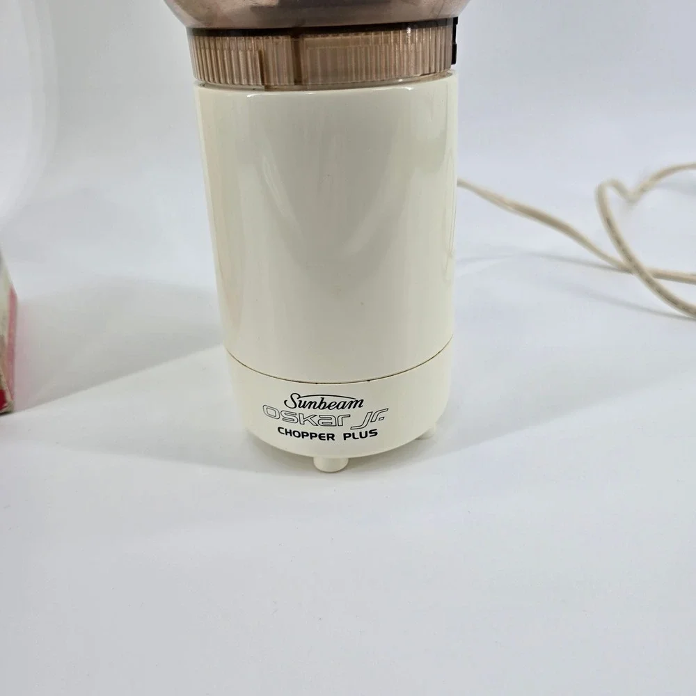 Vintage Sunbeam Oskar Jr Chopper Plus Food Processor 14131 Electric Mini White